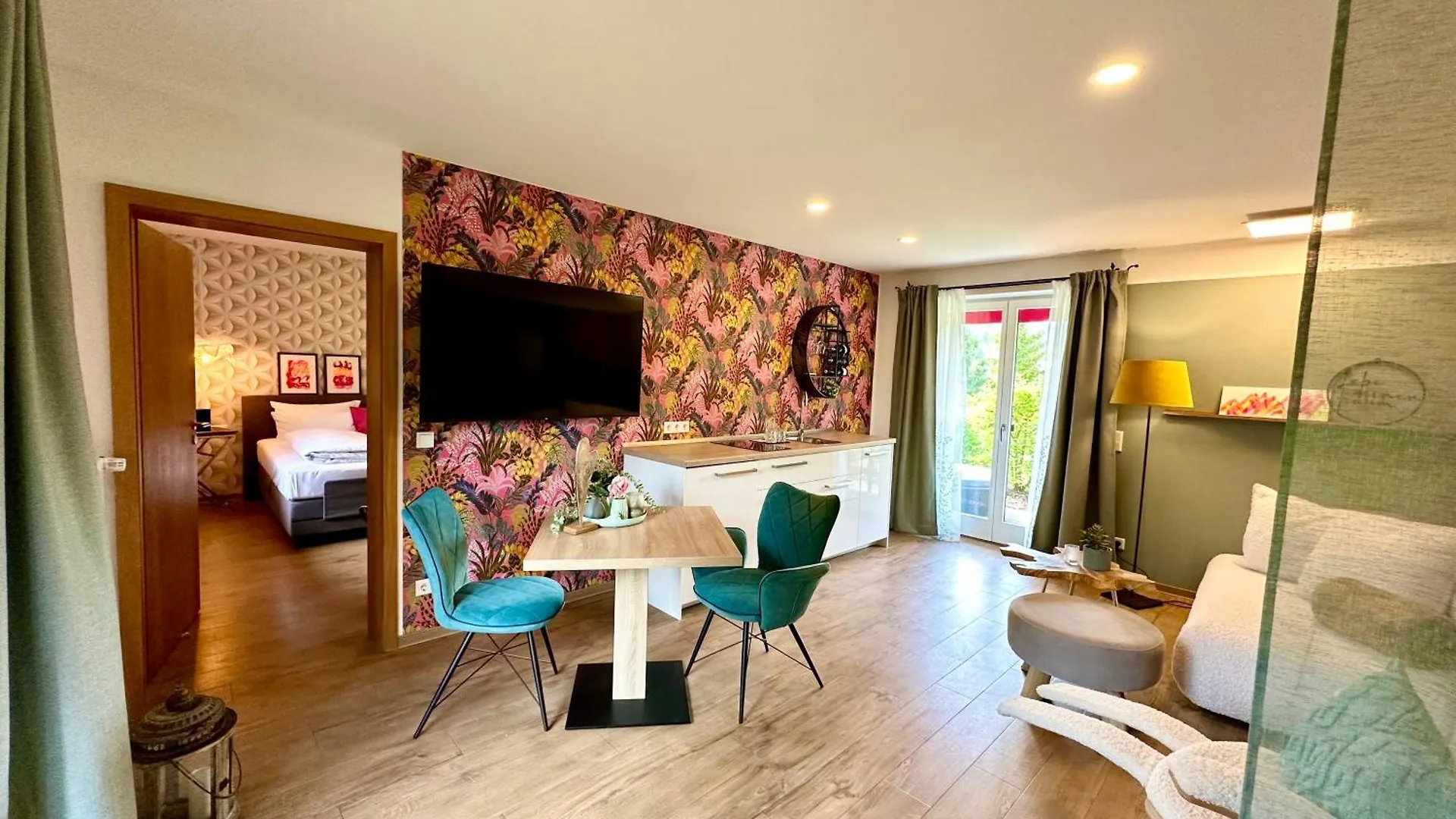 Bayern Resort Hotel - Adults Only - Mit Zugspitzblick - Eibsee-Naehe - Wellnessbereich - Naturpool Im Sommer Grainau