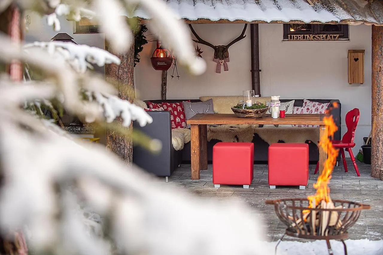 Bayern Resort Hotel - Adults Only - Mit Zugspitzblick - Eibsee-Naehe - Wellnessbereich - Naturpool Im Sommer Grainau