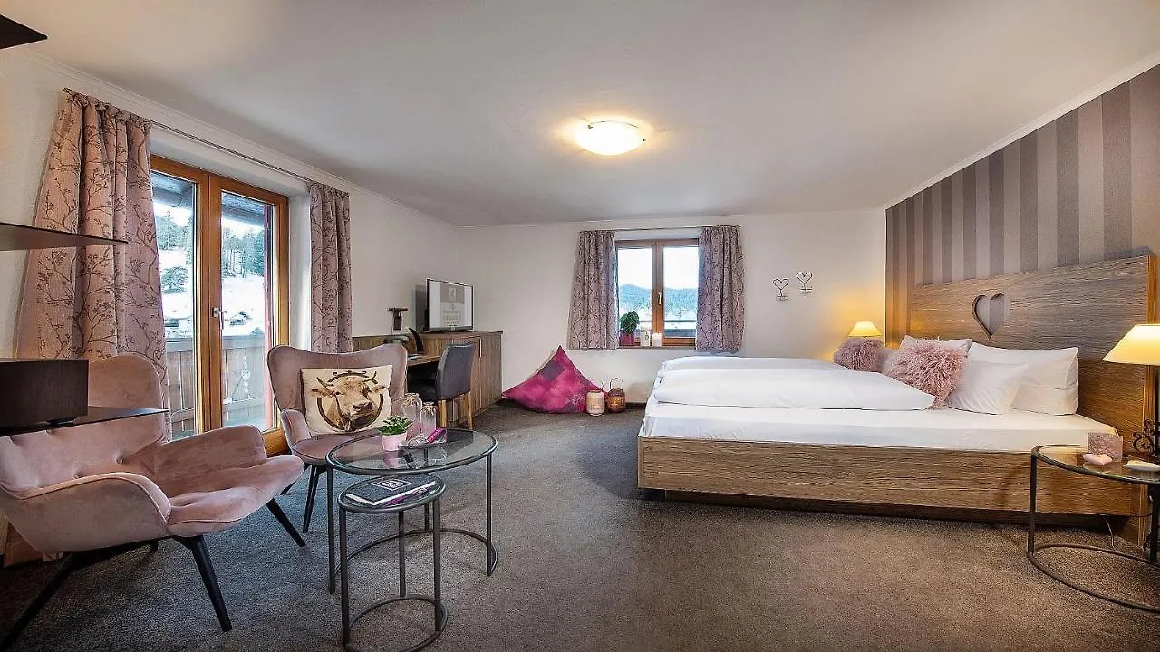 Bayern Resort Hotel - Adults Only - Mit Zugspitzblick - Eibsee-Naehe - Wellnessbereich - Naturpool Im Sommer Grainau
